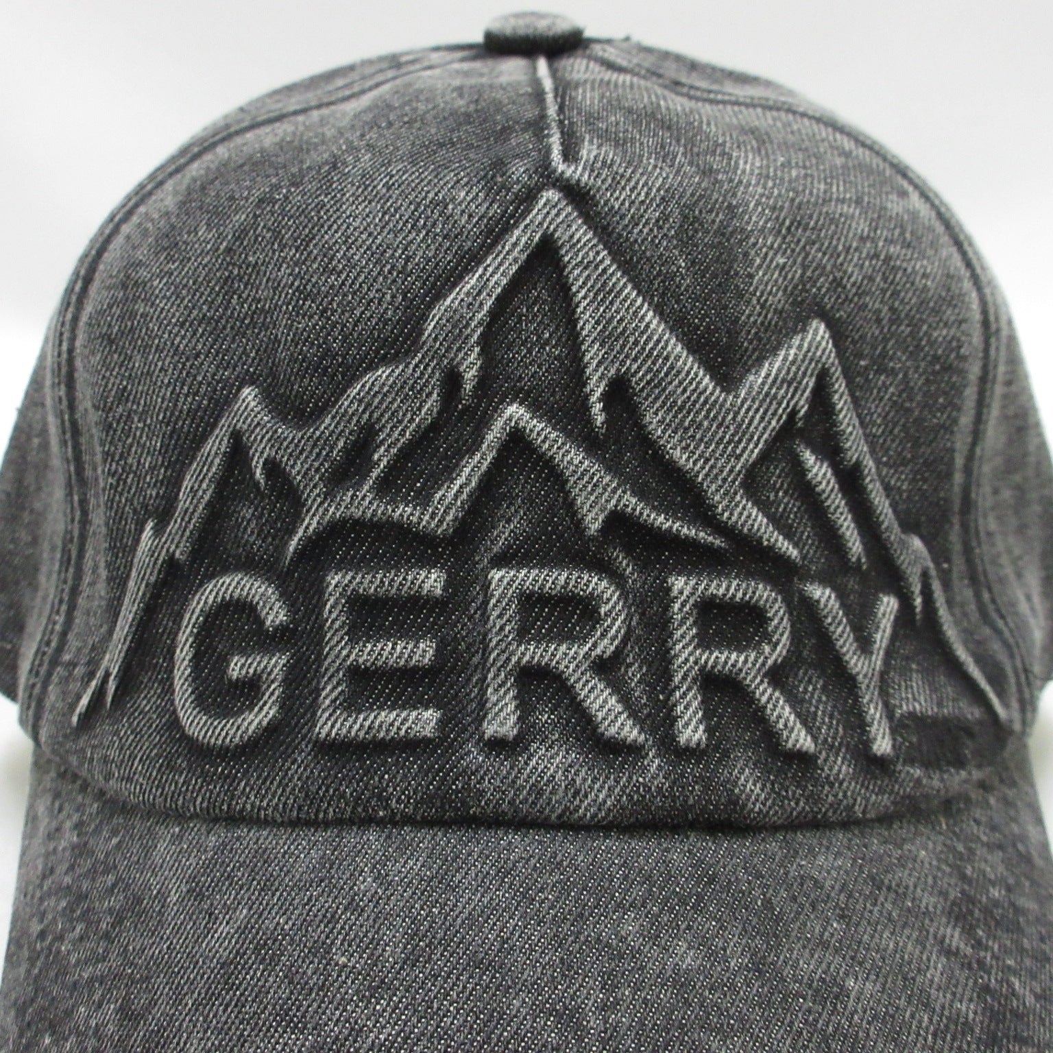 GERRYエンボス キャップ